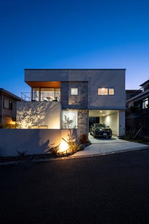 今どき、どこで建てても【地震に強い】でしょ？