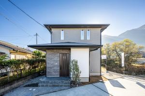 家族それぞれの居場所とゆとりのある、明るいsumai。お礼。