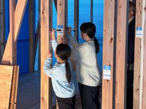 何を書いてるのだろう…。